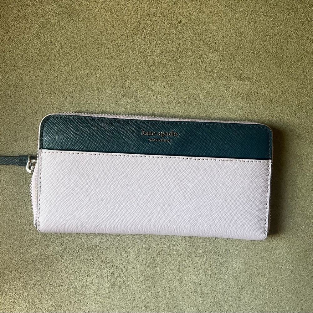 Kate Spade Two-Tone Pink and Green Wallet